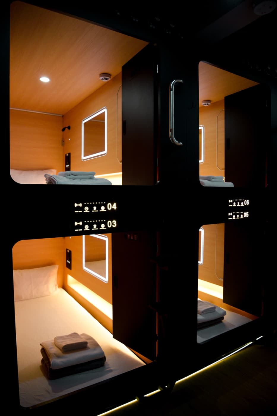 Ownly capsule floor, view 18
